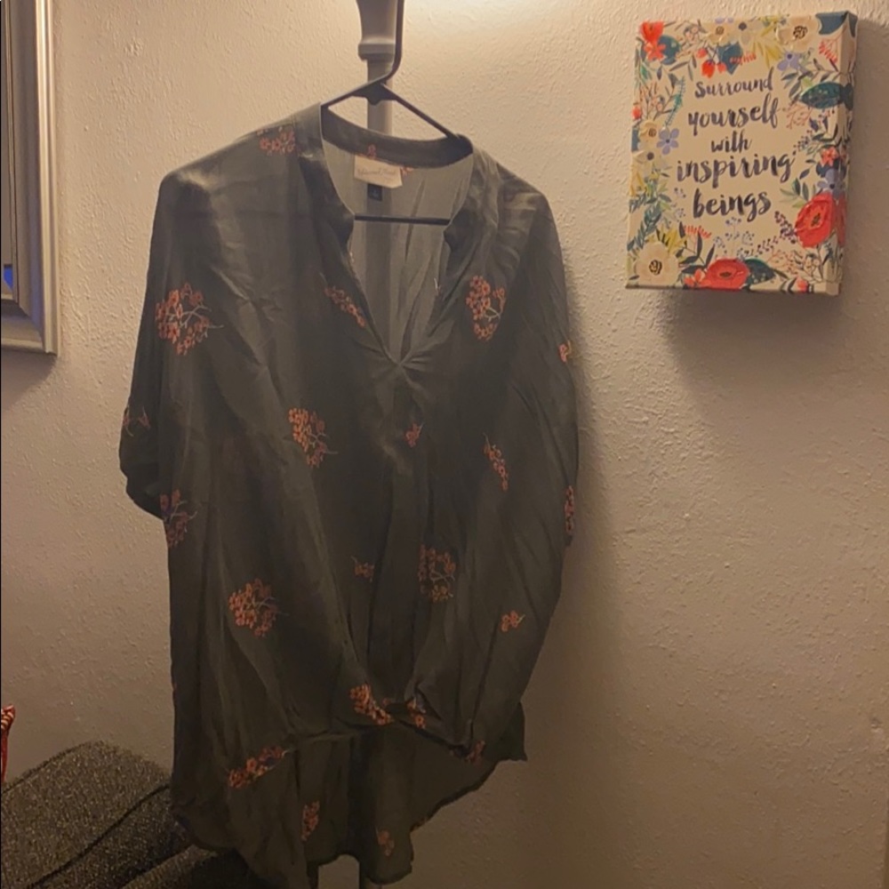 Women’s high low top
